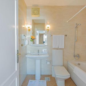 Zimmer mit zwei Einzelbetten